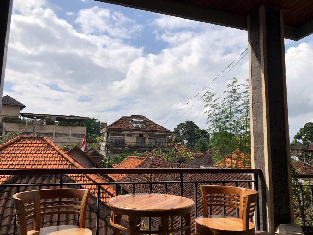 Run House B&B Ubud Esterno foto