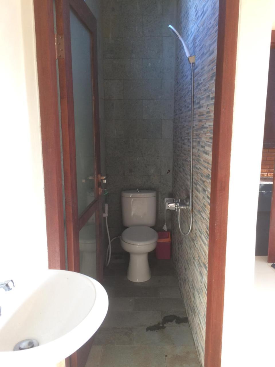Run House B&B Ubud Esterno foto